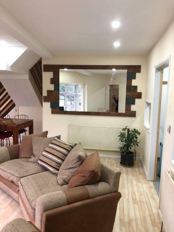 Treetops Flat2 Hall Green B28 伯明翰 外观 照片