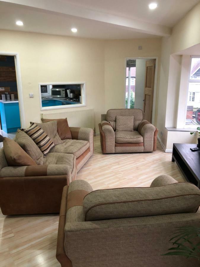Treetops Flat2 Hall Green B28 伯明翰 外观 照片