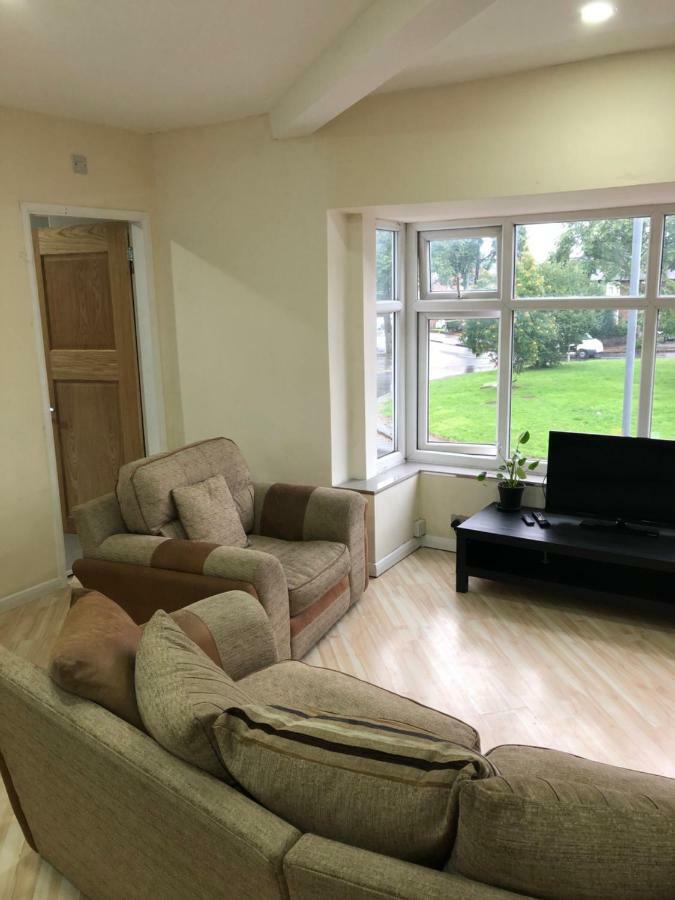 Treetops Flat2 Hall Green B28 伯明翰 外观 照片